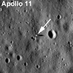 Apollo 11 mesečev modul, Eagle. Širina slike: 282 metara