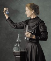 http://www.svetnauke.org/wp-content/uploads/2010/09/Marie_Curie_color-168x200.jpg