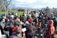 Prof. dr Dragan Gajić demonstrira indirektnu metodu posmatranja Sunca