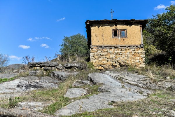 Gostuša – Autentična priroda kamenog sela 7 Gostuša – Autentična priroda kamenog sela 1