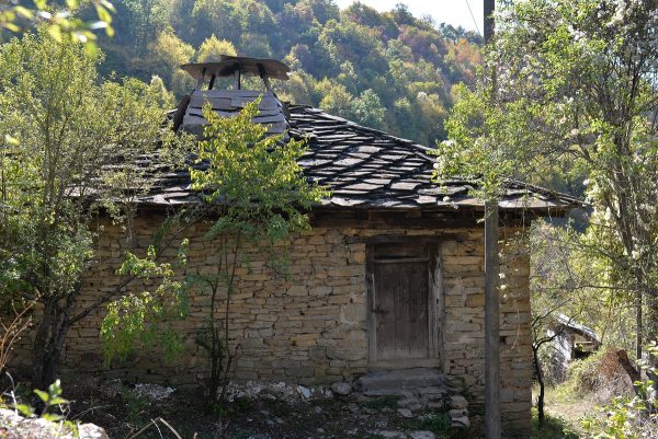 Gostuša – Autentična priroda kamenog sela 8 Gostuša – Autentična priroda kamenog sela 2
