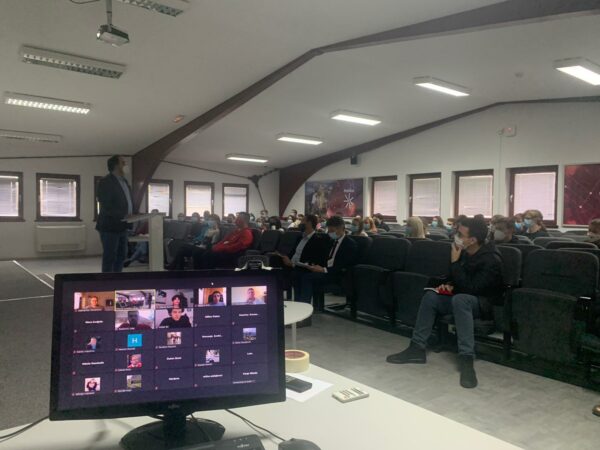 Petnica: Vrh svetske nauke u Petnici uprkos svemu 26 Petnica: Vrh svetske nauke u Petnici uprkos svemu 1
