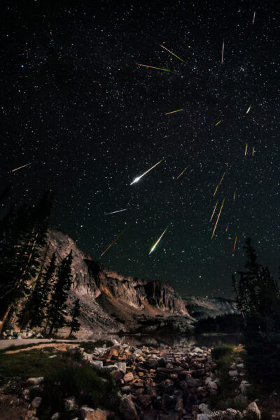 Predavanje “O meteoroidima, meteoritima i meteorima uz malo fizike i matematike” 26 Predavanje “O meteoroidima, meteoritima i meteorima uz malo fizike i matematike” 1